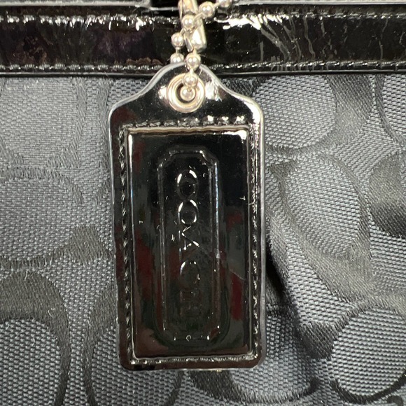 Coach Canvas Signature C Tote or Shoulder Handbag - Picture 5 of 14